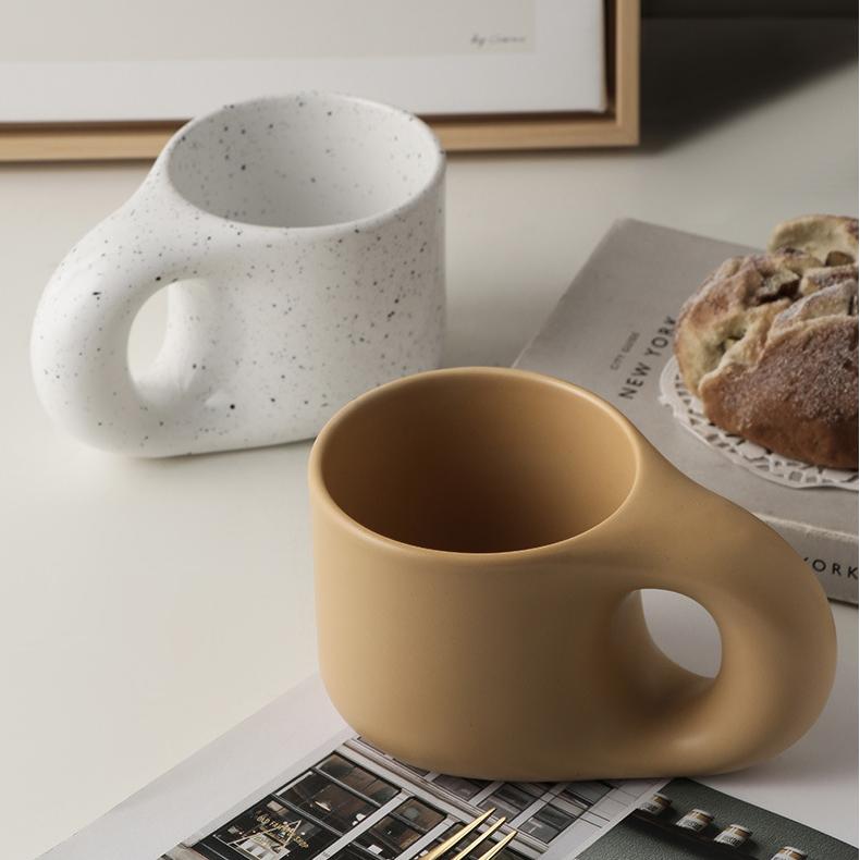 Chubby Mug & Saucer Set - 300ml Ceramic Coffee Cup with Plate for Drinks & Snacks (20.5x20.5x18.5cm, 1200g)