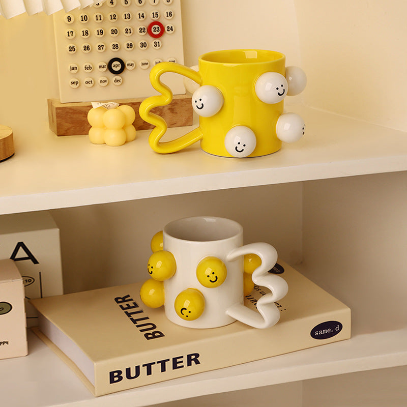Happy Smiley Ball Mug - 270ml Ceramic Coffee Cup with 3D Bumpy Balls, Fun & Cheerful Design (23x20x16cm, 600g)