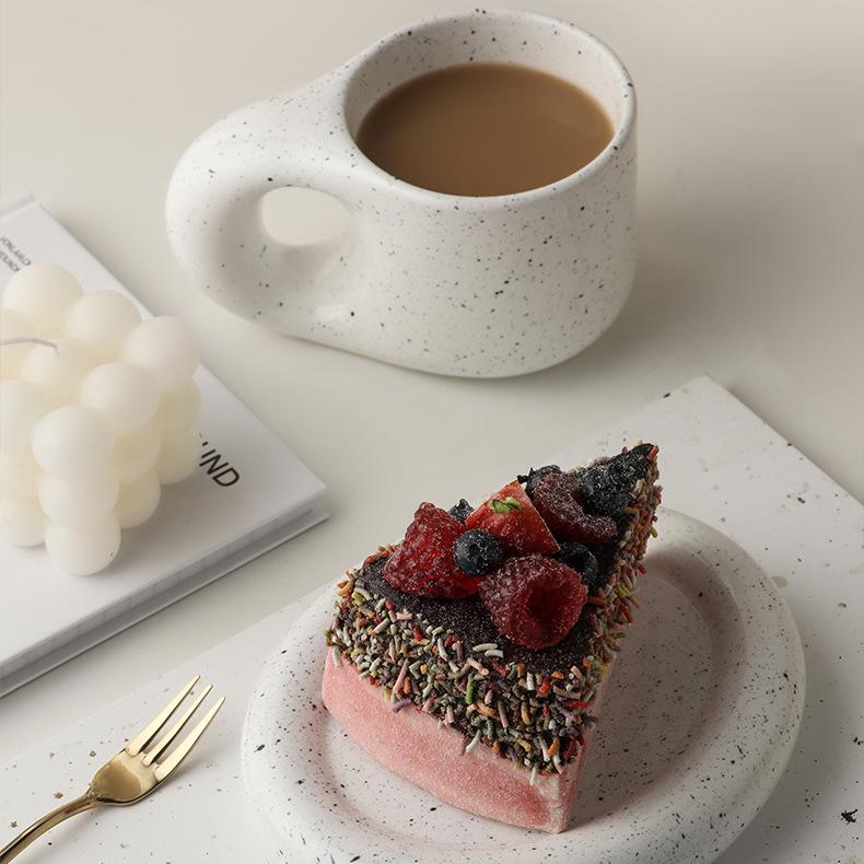 Chubby Mug & Saucer Set - 300ml Ceramic Coffee Cup with Plate for Drinks & Snacks (20.5x20.5x18.5cm, 1200g)