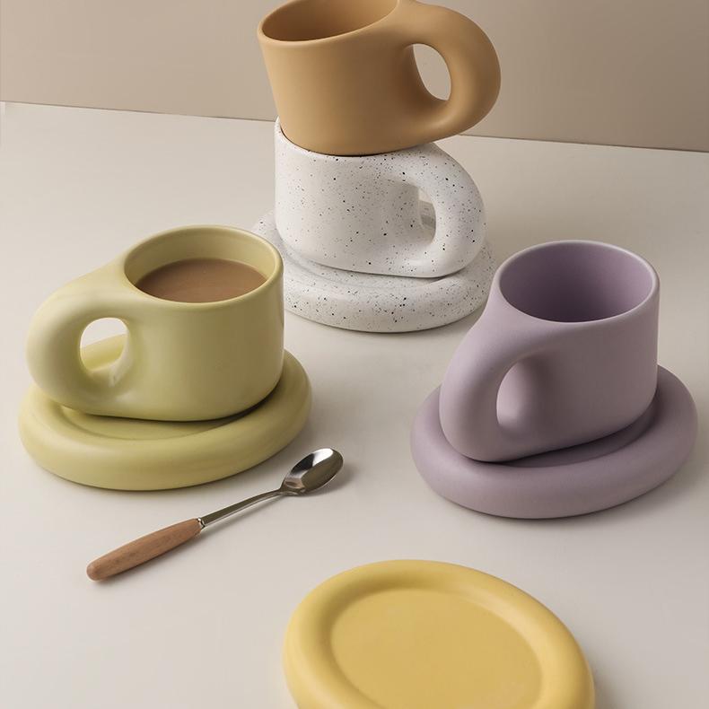 Chubby Mug & Saucer Set - 300ml Ceramic Coffee Cup with Plate for Drinks & Snacks (20.5x20.5x18.5cm, 1200g)